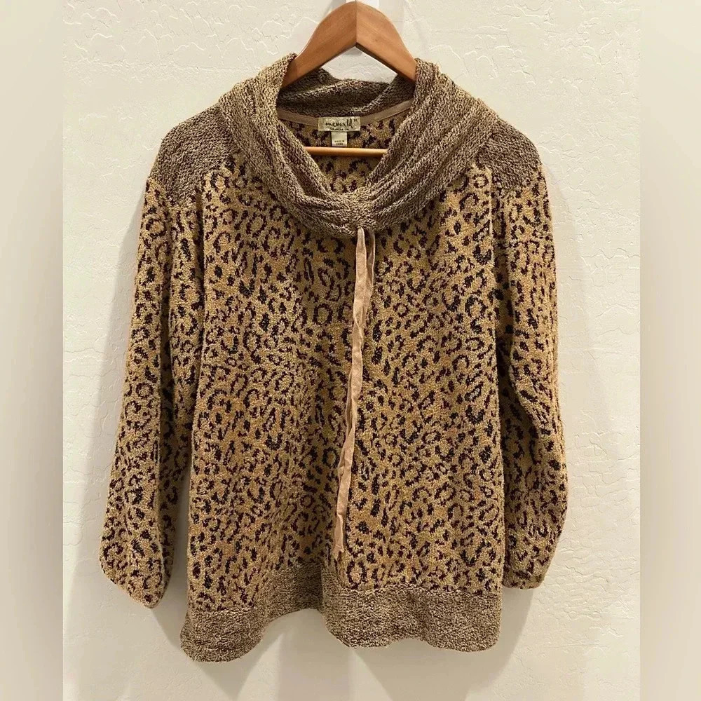 One World Long Sleeve Animal Print Size Medium